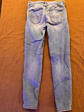 AE Women's Light Blue Skinny Jeans